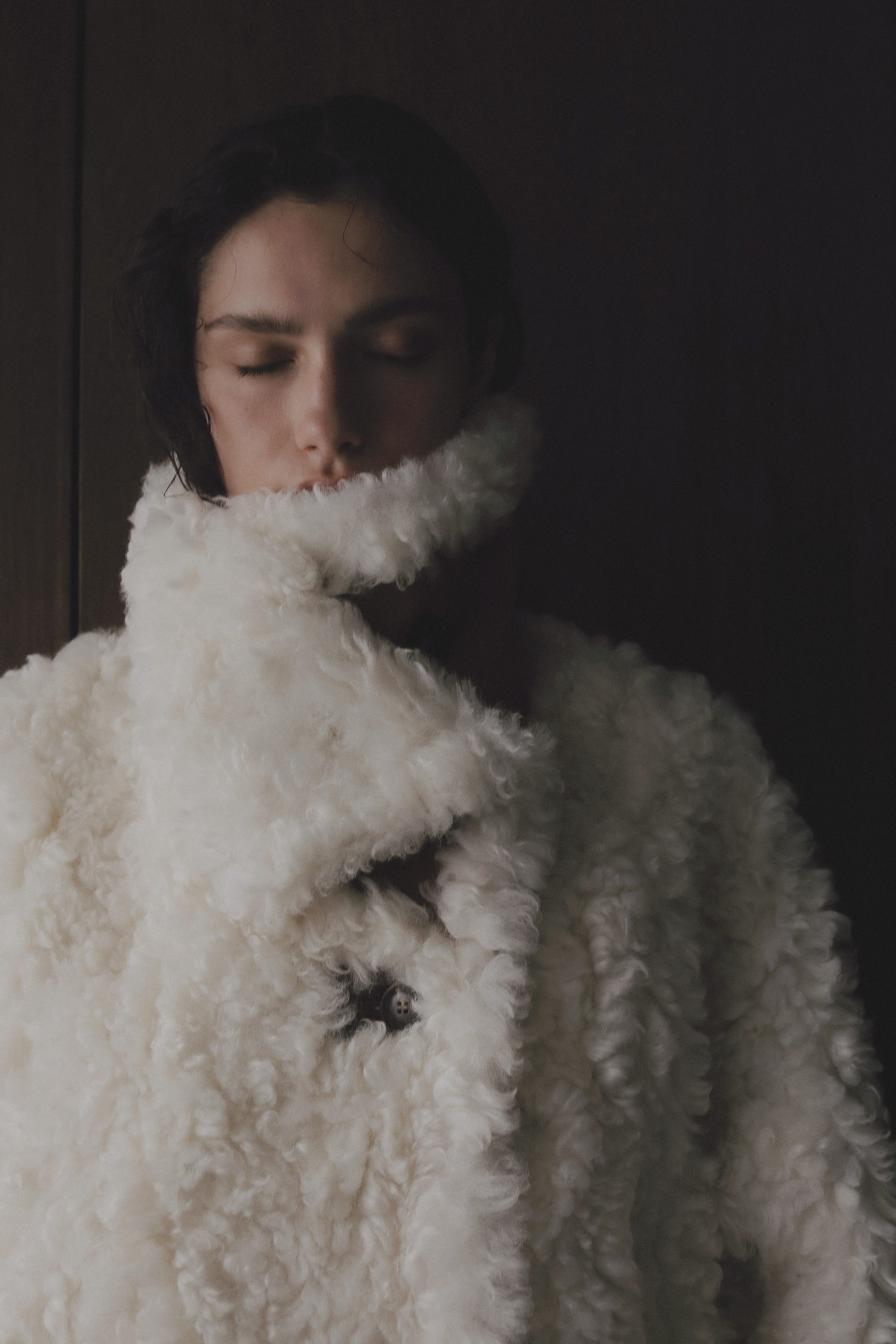 26TH-03】Mouton Reversible Coat | THINK FUR - 地球や環境に優しい 